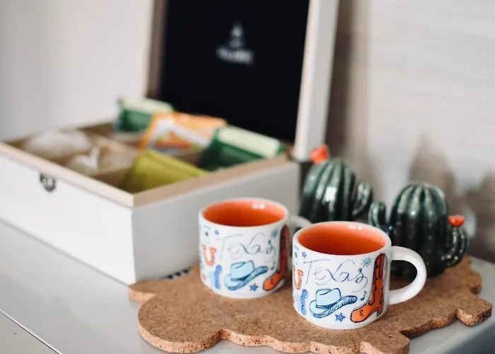 **mountain** Views Just Next To The Gondola Lift * 班斯科